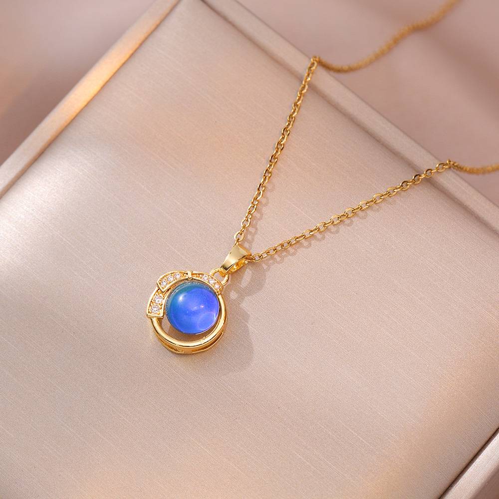 Love Zirconia Flower Color Changing Zirconia Necklace
