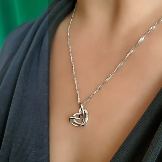 💞Interlocking Heart Necklace -👩‍❤️‍👩''God put us together to be sisters by heart''💝